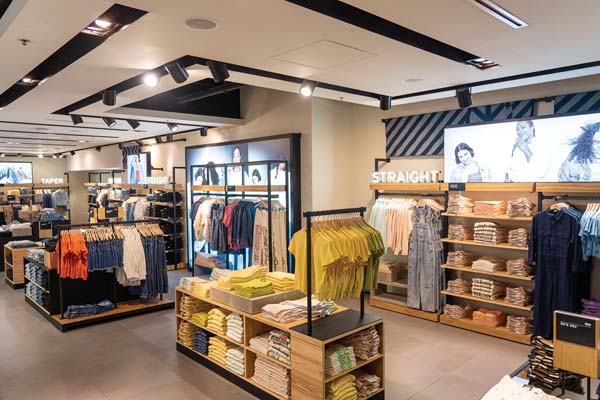 Levi’s Unveils  Shop-In-Shop Experience At Hudson’s Bay