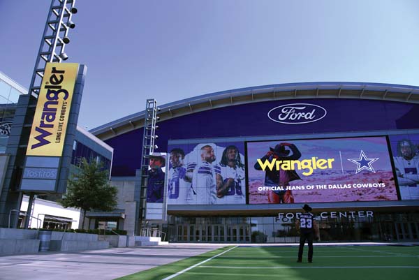 Wrangler Named Official Jeans Of The Dallas Cowboys