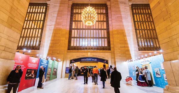 American Greetings Spreads Joy At Grand Central