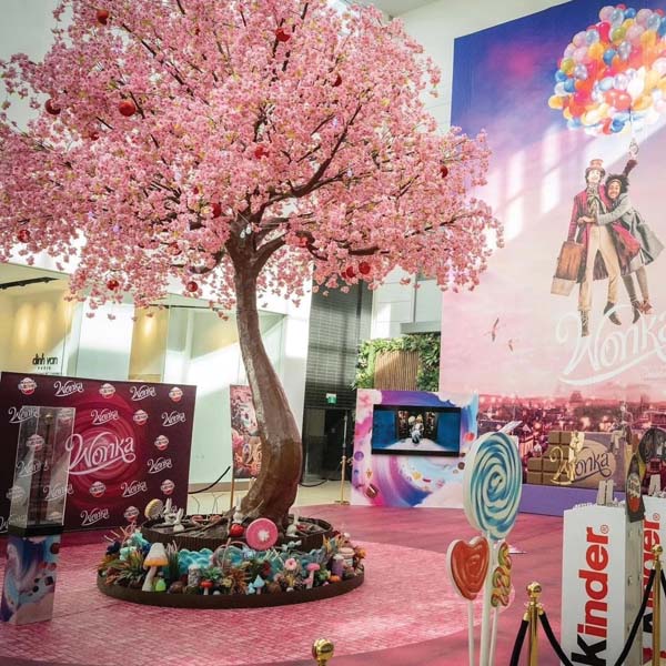 Immersive Display Promotes ‘Wonka’