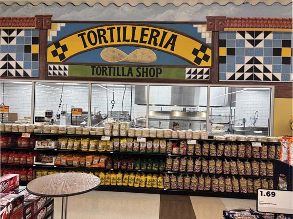 SpartanNash Expands Supermercado Nuestra Familia Banner With Topeka, KS Grand Opening